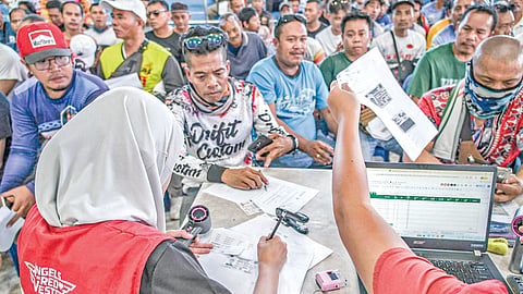 Traysikol drayber sa Lapu nakadawat na og ayuda