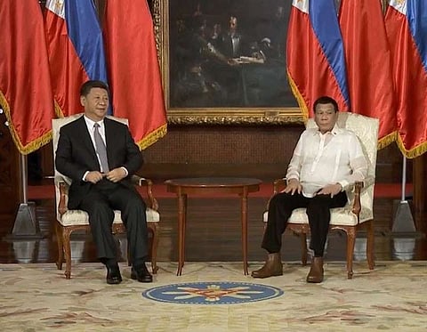 MANILA. President Rodrigo Duterte and President Xi Jinping of the People's Republic of China witness the exchange of several agreements during the latter's State Visit to the Philippines at the Malacañan Palace on November 20, 2018. (Photo from RTVM video)