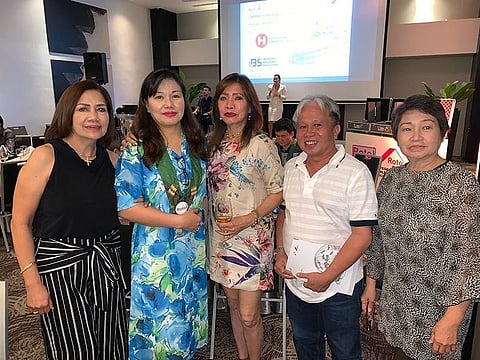 DAVAO. Pong Iospescu of Halifax's special guests - Honeylet Avanceña, Dinah Anthon; Nick Divinagracia and Joji Francisco.