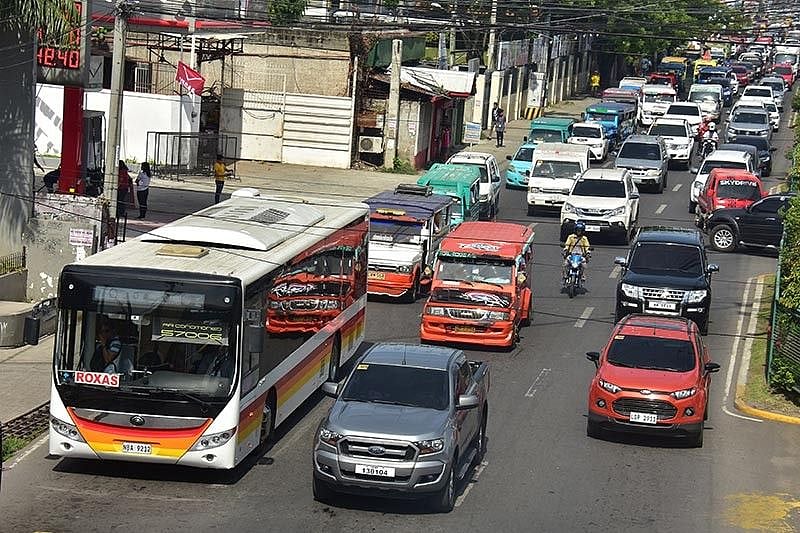 LTFRB-Davao: 86% of PUJs, 93% of vans already formed into cooperatives - Vimarsana News