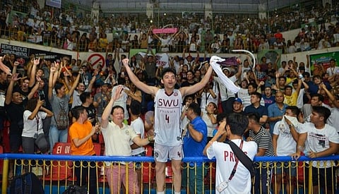 LEAP OF FAITH. After getting booted out of Adamson a few years ago, William Polican found a home in Cebu with the Southwestern University-Phinma. He repaid that by giving the Cobras a title last Friday. (Contributed by Ron Tolin)