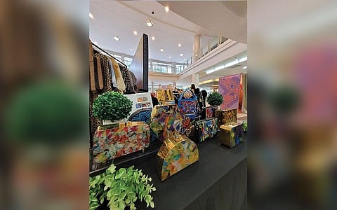 CLUTCH BAGS by Virtucio