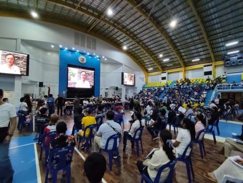 AID TO RELIGIOUS LEADERS. Senator Christopher "Bong" Go delivers his message via video conference to religious leaders in Malolos, Bulacan who benefitted from the Covid-19 assistance program his office spearheaded. (Contributed photo)
