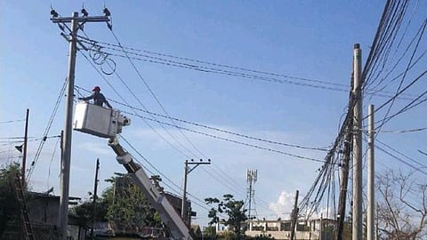 Consumer group slams slow power restoration for Cebu hospitals