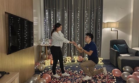 YES. Malaica Nina Maloloy-on said she knew in her heart that her boyfriend's, now fiancé, question was the easiest question to answer on the last day of the bar examinations. Atty. Demrev Salazar did everything he could to keep the proposal a surprise. (Photo from Atty. Demrev Salazar and Malaica Nina Maloloy-on)