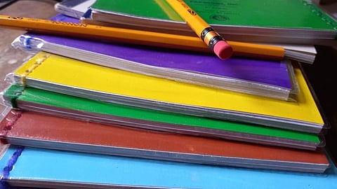 Tinun-an sa Lapu-Lapu City adunay libreng sch. supplies