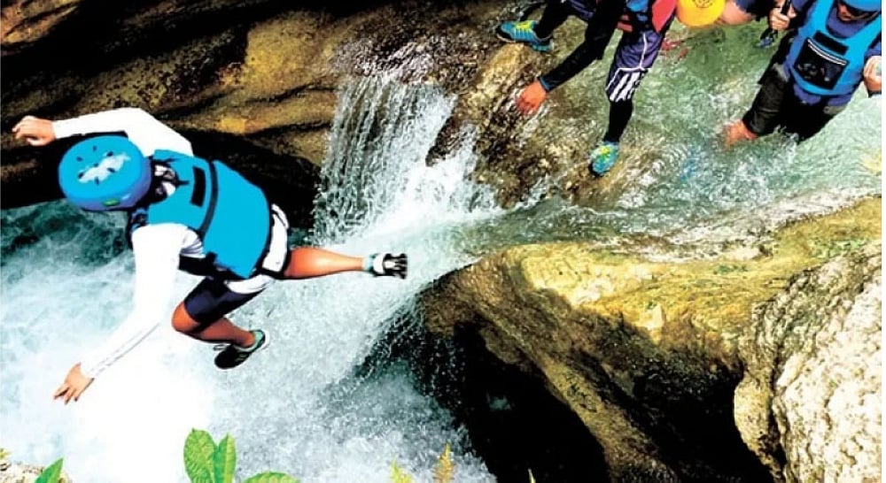 Cebu Tourism Activities Suspended After Typhoon Basyang