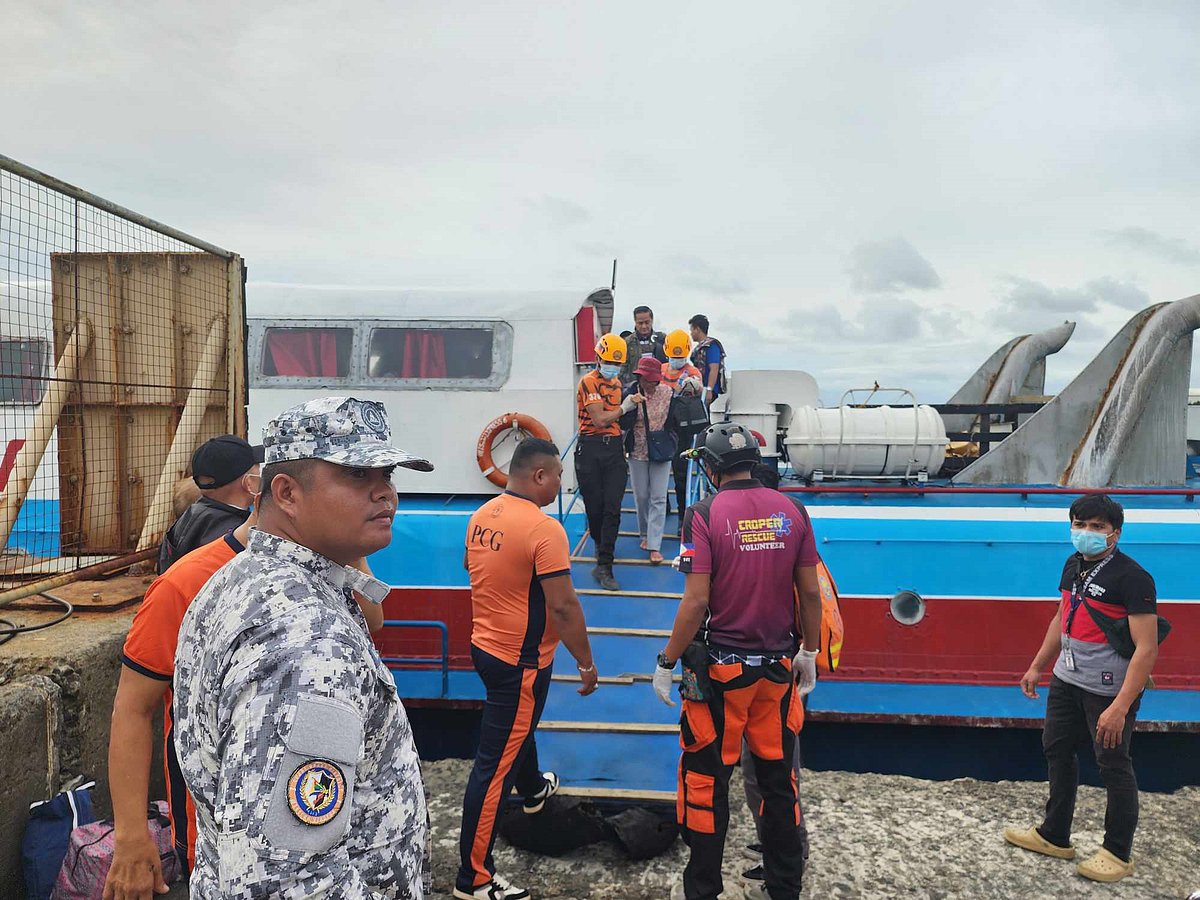 Fastcraft Mechanical Trouble: 172 Passengers Rescued by Philippine ...