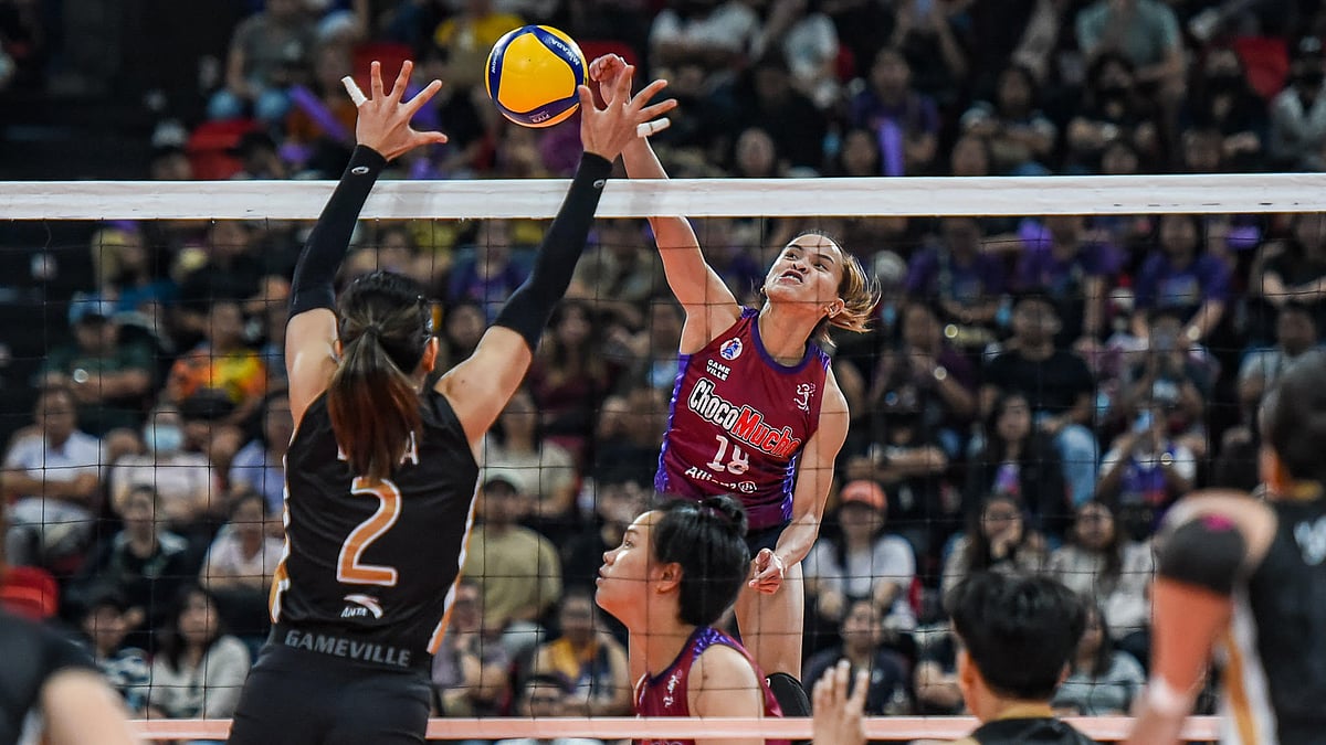 Rondina tows Titans over PLDT in 3 sets