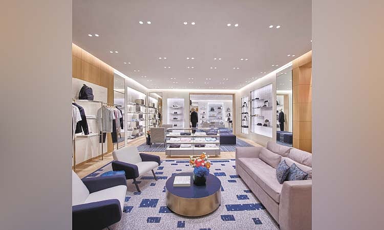 Dior opens new boutique in NUSTAR