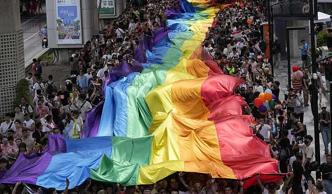 Thailand kicks off Pride Month with parade