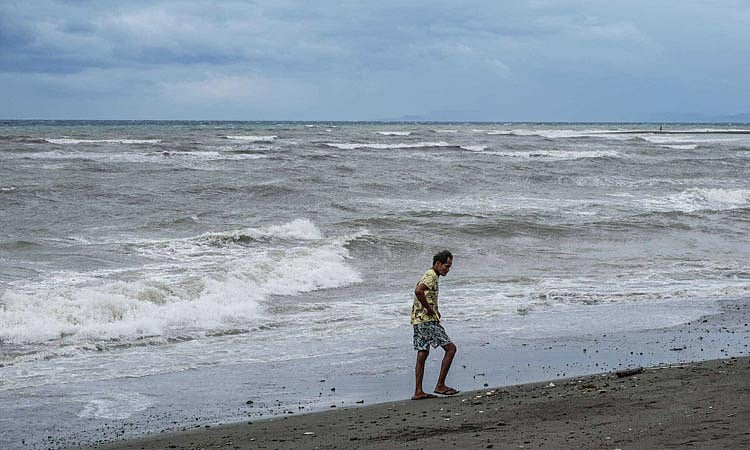 Cebu on Blue Alert as Typhoon Basyang Approaches, Classes Suspended