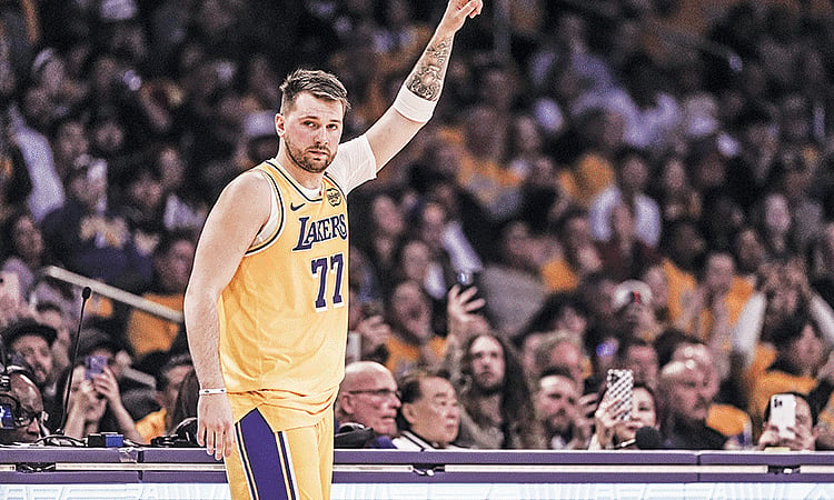 Luka Doncic, Giannis Lead 2025-26 NBA All-Star Fan Voting First Returns