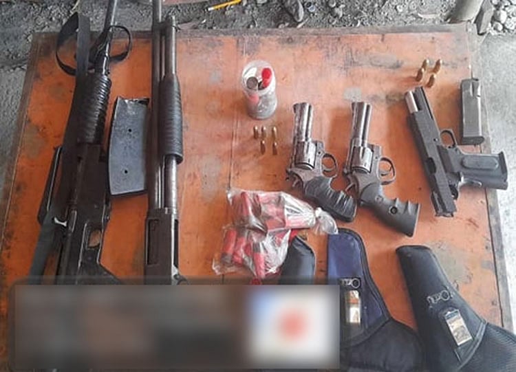 Antique police seize 5 firearms in search warrant operation