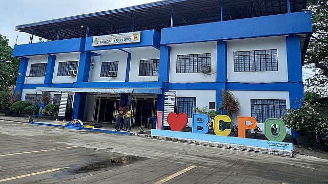Bacolod Council commends BCPO for seizing P21M smuggled cigarettes