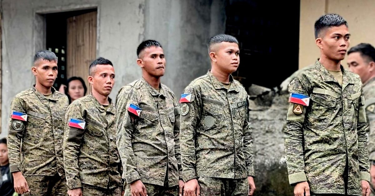 Checkpoint Cafgu Cafgu members in Aklan honored for service, receive training