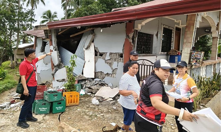 Citizens, groups rally to aid Davao quake victims