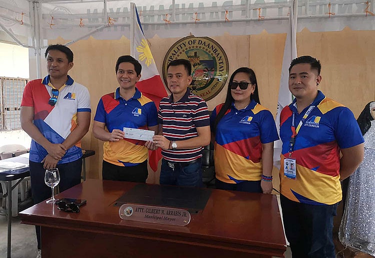 Mandaue mitunol P7M, P8M sa Lapu; cash aid  sa Norte