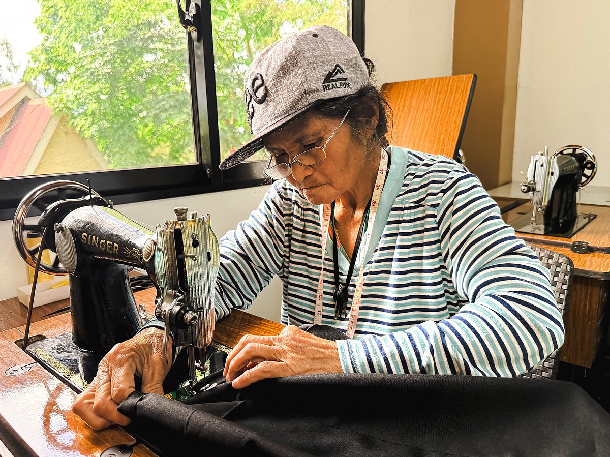 Stitching identity with Divina
