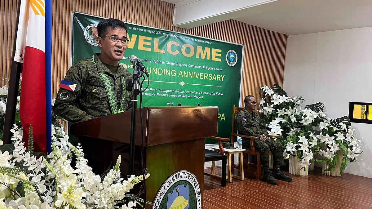 6RCDG marks 33rd year, honors reserve force partners