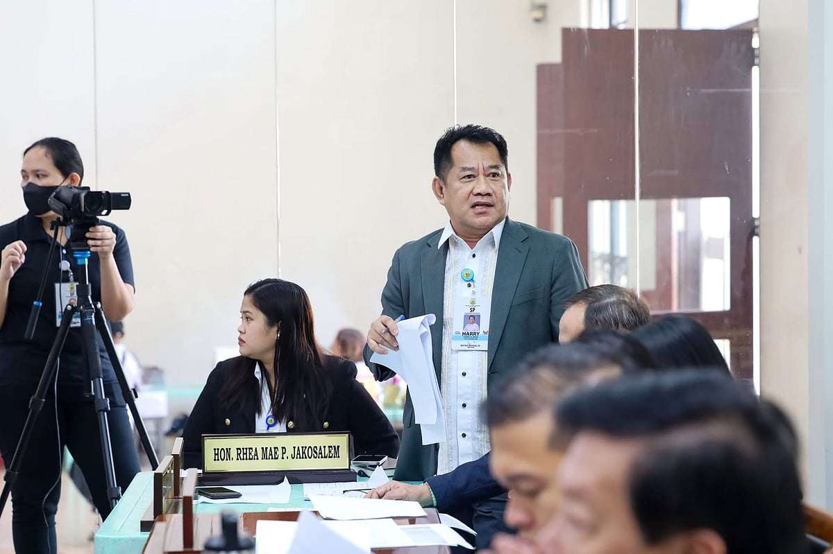 Eran proposes ordinance barring relatives of city officials from transacting with Cebu City