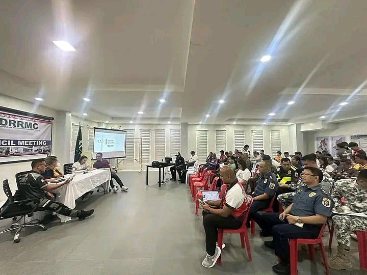 Typhoon Tino Alert: Eastern Visayas Suspends Classes and Work - Safety Measures Activated