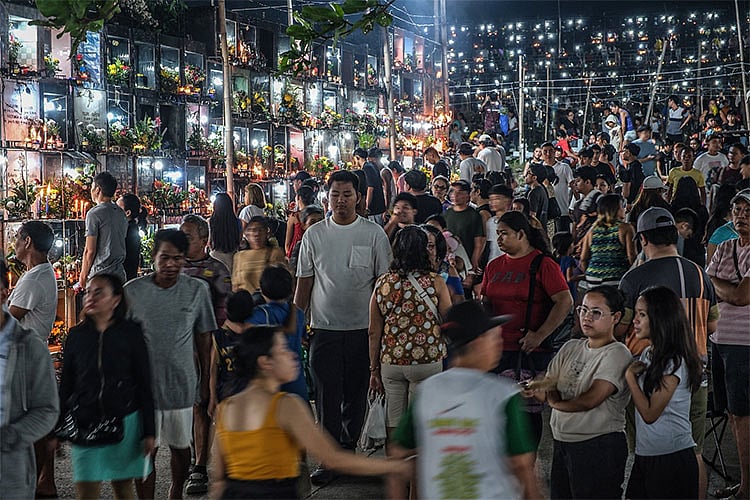 Cebu City's Kalag-Kalag 2025: A Peaceful and Incident-Free Celebration of Faith and Tradition