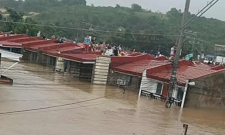 Cebu Floods: Desperate Residents Plead for Rescue as Waters Rise