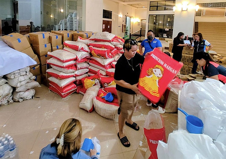Cebu City Calls for Urgent Help: Volunteers & Donations Needed for Typhoon Tino Victims