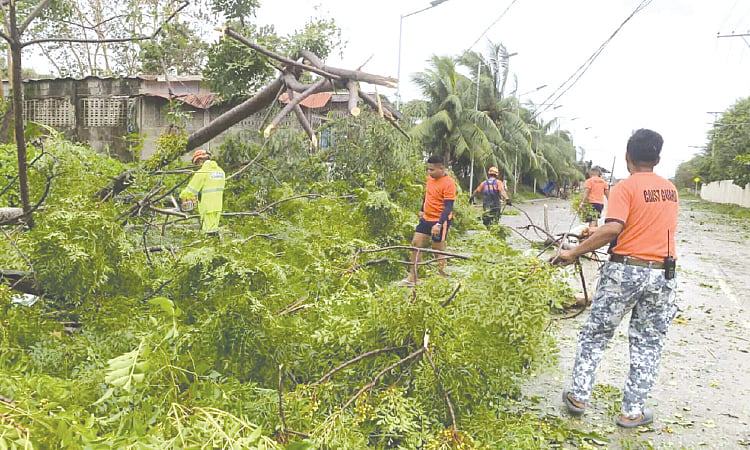 Cebu's Power Crisis: Lawmakers Demand Sustainable Energy Solutions Amid Rotating Blackouts