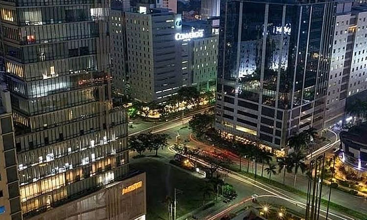 Philippine Economy Grows 4% in Q3 2025 Amid Infrastructure, Weather Challenges