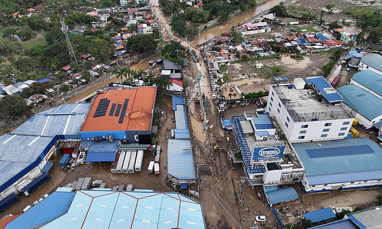 Mandaue Deploys Task Forces, Cash-for-Work After Typhoon Tino Floods
