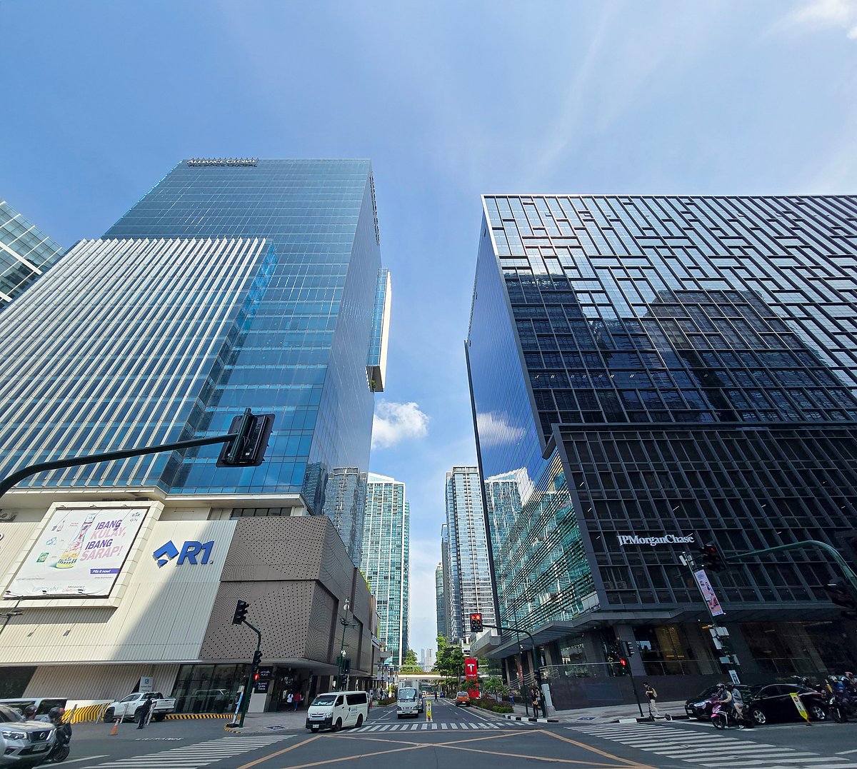 Megaworld profit up 14% to nearly 
P18-B