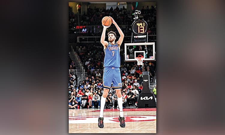 Warriors gikastigo sa Thunder