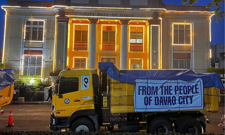 Davao Sends 16 Trucks of Aid to Cebu Typhoon Tino Victims