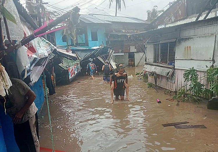 Tropical Depression Verbena Displaces 1,689 in Bacolod