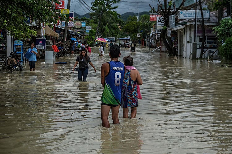 Carcar City Evades Casualties After Tropical Depression Verbena Flooding