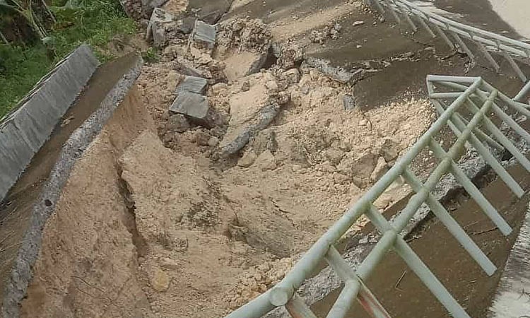 Dumanjug Mayor Probes Flood Control Collapse After TD Verbena