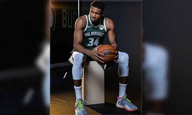 Giannis Antetokounmpo Questionable for Bucks vs Knicks on Nov 29