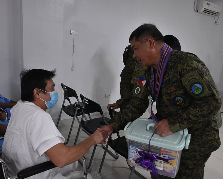 Westmincom Honors Wounded Soldiers in Pre-AFP Anniversary Event