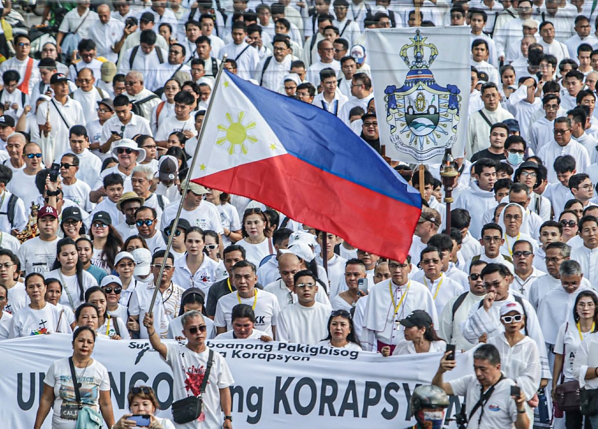 10,000 Join Cebu Anti-Corruption Rally Led by Archbishop Uy