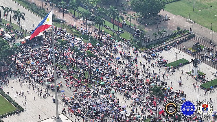 Thousands Defy Rain in 2nd Trillion Peso March, Demand Gov't Accountability