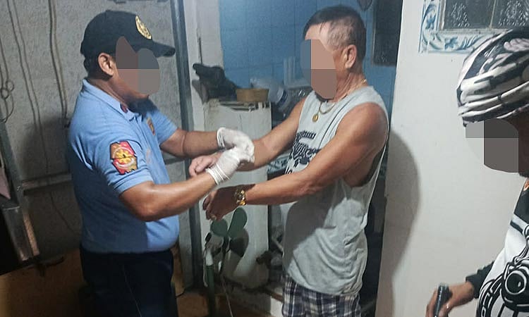 CIDG-Mandaue Arrests 65-Year-Old Man for Illegal Firearms in Toledo City Raid