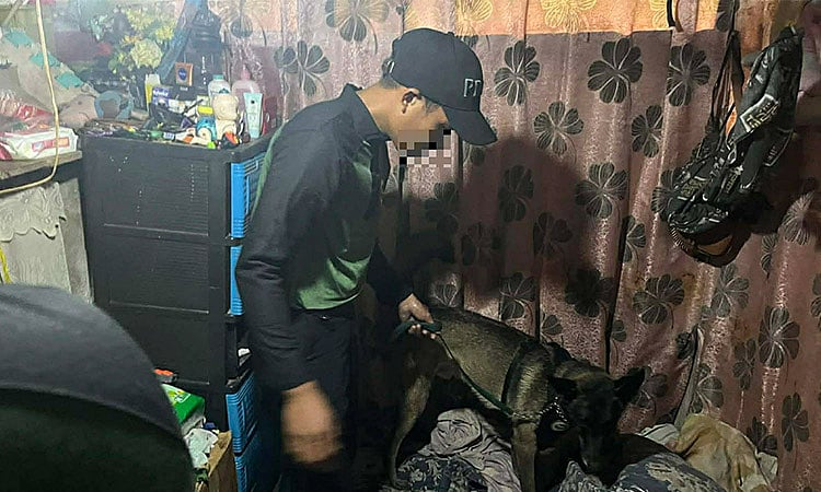 P681K Shabu Seized in Naga, Cebu Drug Raids; One Arrested, One Escapes