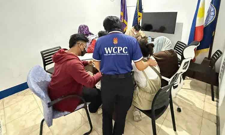 Davao Prosecutor: No Such Thing as 'Overprotective' for Kids Online