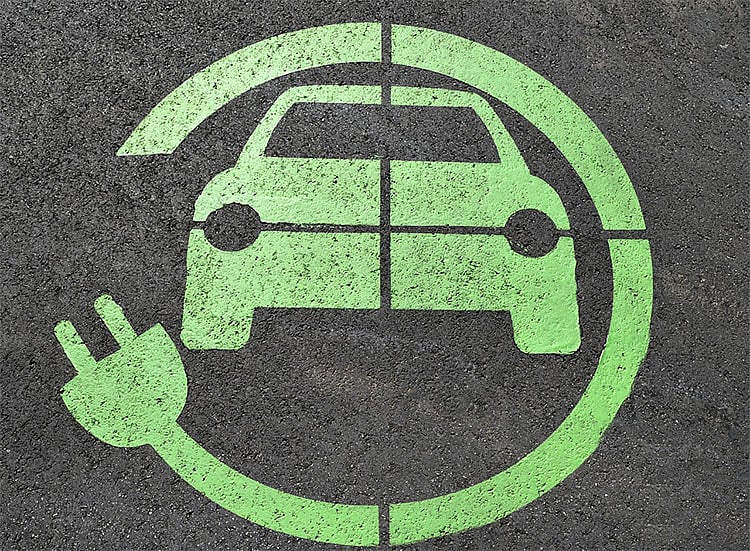 Davao Council Urges Study Before 600 EV Taxis Hit City Streets