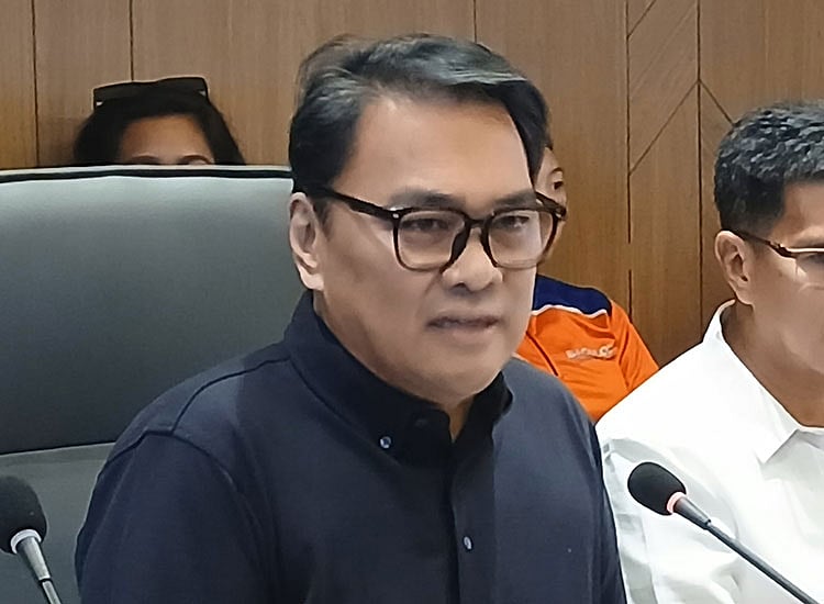 Bacolod Mayor Clarifies: Only Firms Over P3M Capital Need CCTV for Permit
