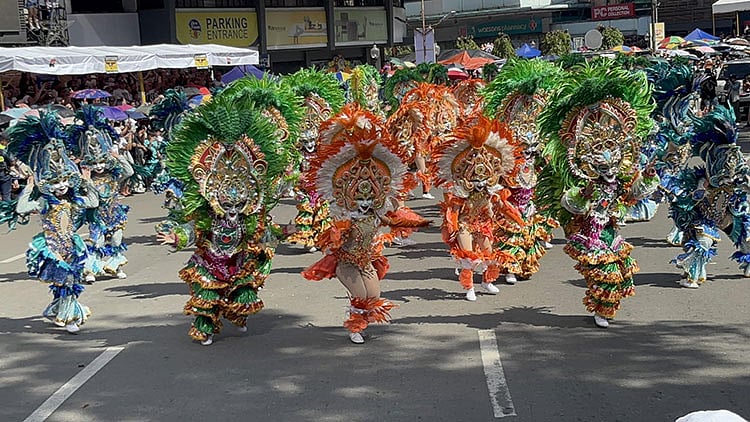 Bacolod's MassKara Dancers Wow Sinulog 2026, Win P1.5M & Head to Hong Kong