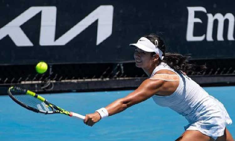Alexandra Eala's Australian Open Debut Ends in First-Round Doubles Loss