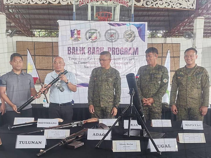 Maguindanao del Sur Villagers Surrender High-Powered Firearms in Peace Initiative